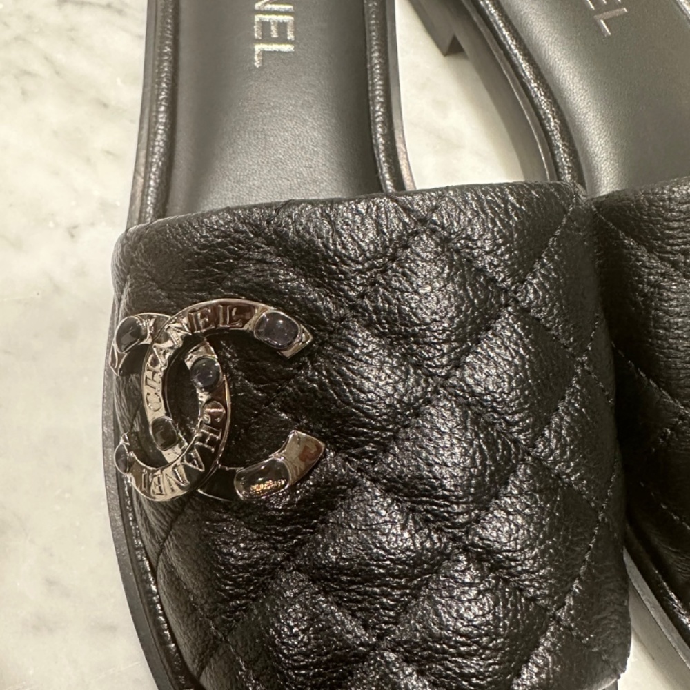 Chanel New black shiny calf skin and metal mule slide size 39.5 - Picture 7 of 7